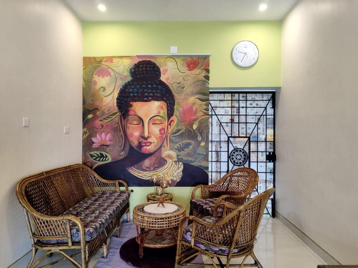Funk Monk Hostel 오로빌 외부 사진