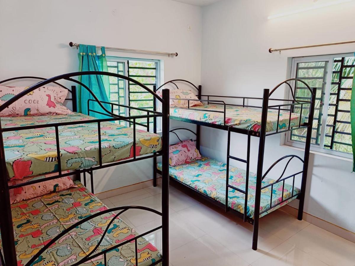 Funk Monk Hostel 오로빌 외부 사진