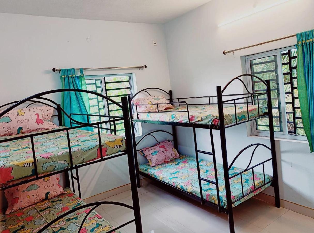 Funk Monk Hostel 오로빌 외부 사진